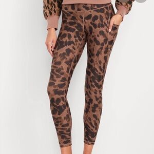 Old Navy High-Waisted PowerSoft 7/8 Pocket Leggings